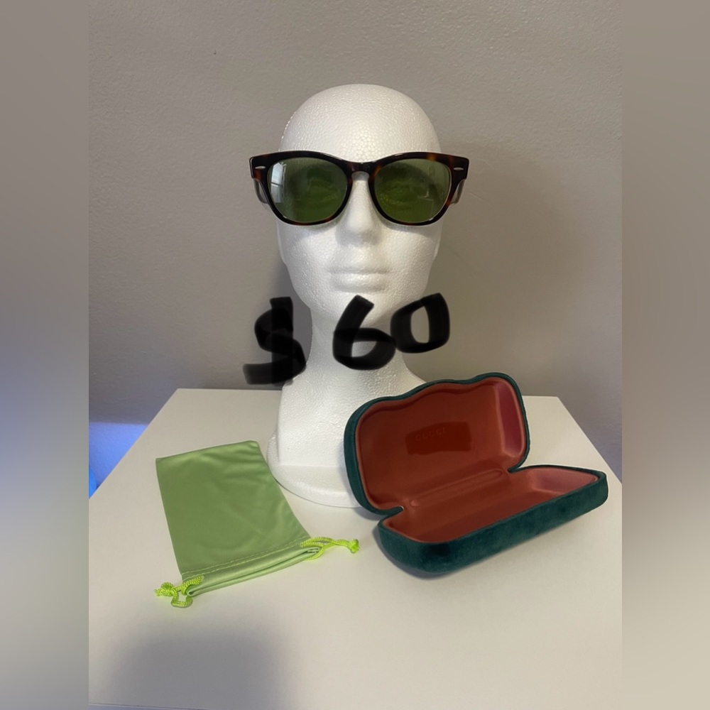 Ray Ban, one size, brown and tan sunglasses